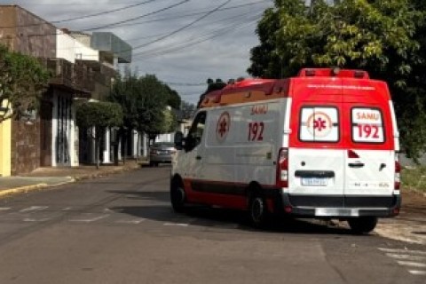 ACIDENTE NO CENTRO DE GOIOERÊ DEIXA DUAS CRIANÇAS FERIDAS